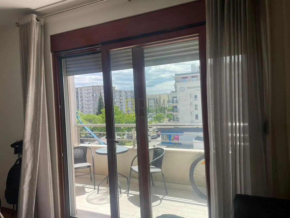 Prodaja, dvosoban stan, 69m², Tuški Put, Podgorica