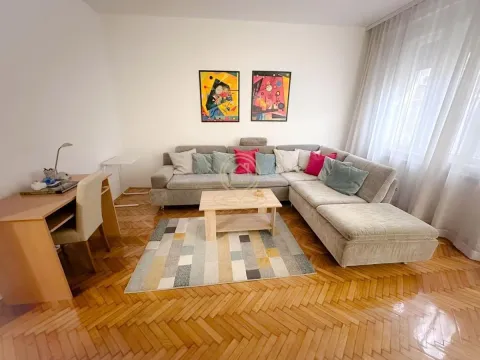 Rent, two bedroom apartment, 69m², Vračar Sve Podlokacije, Beograd - image 2