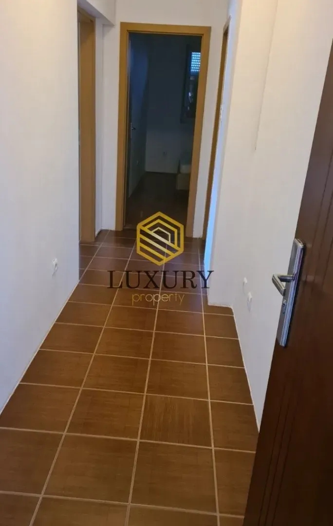 Prodaja, jednosoban stan, 48m², Tološi, Podgorica