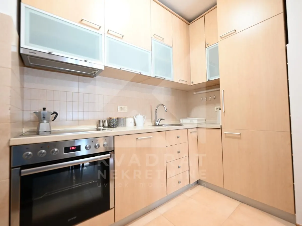 Prodaja, jednosoban stan, 44m², Stari Aerodrom, Podgorica