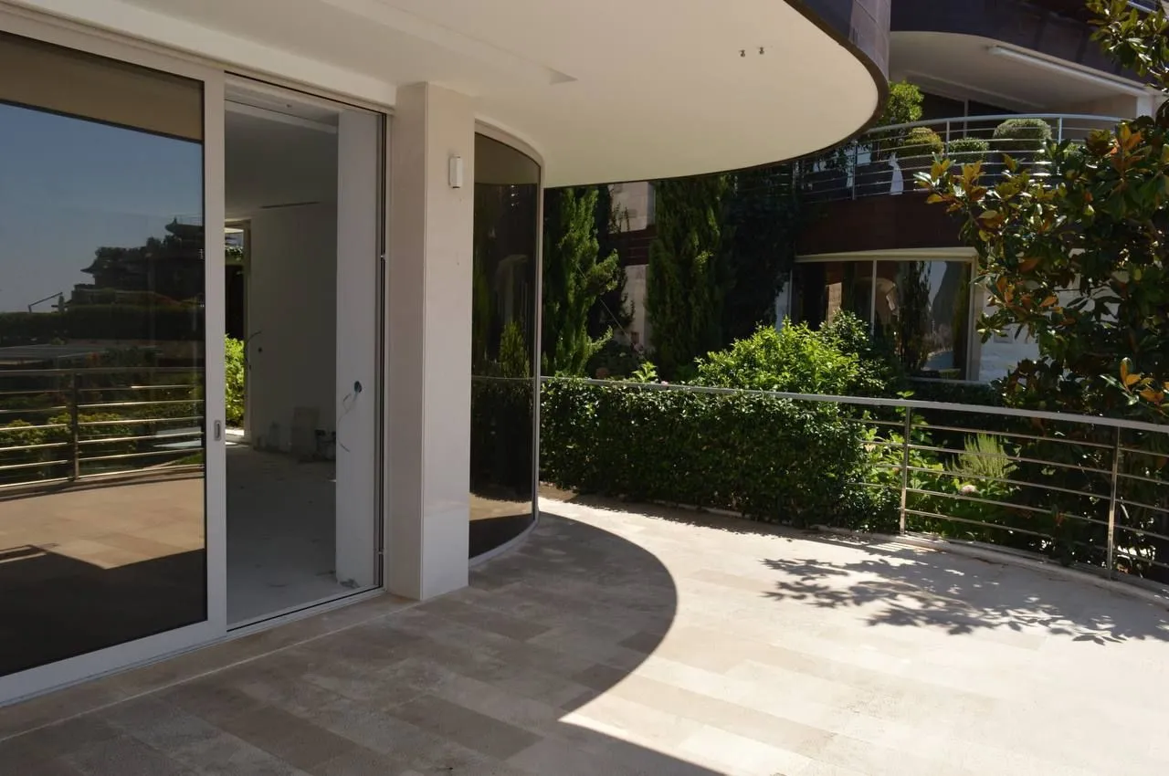 Prodaja, trosoban stan, 167m², Dukley Gardens, Budva