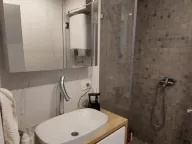 Izdavanje, trosoban stan, 70m², Vračar Hram, Vračar Sve Podlokacije - image 12