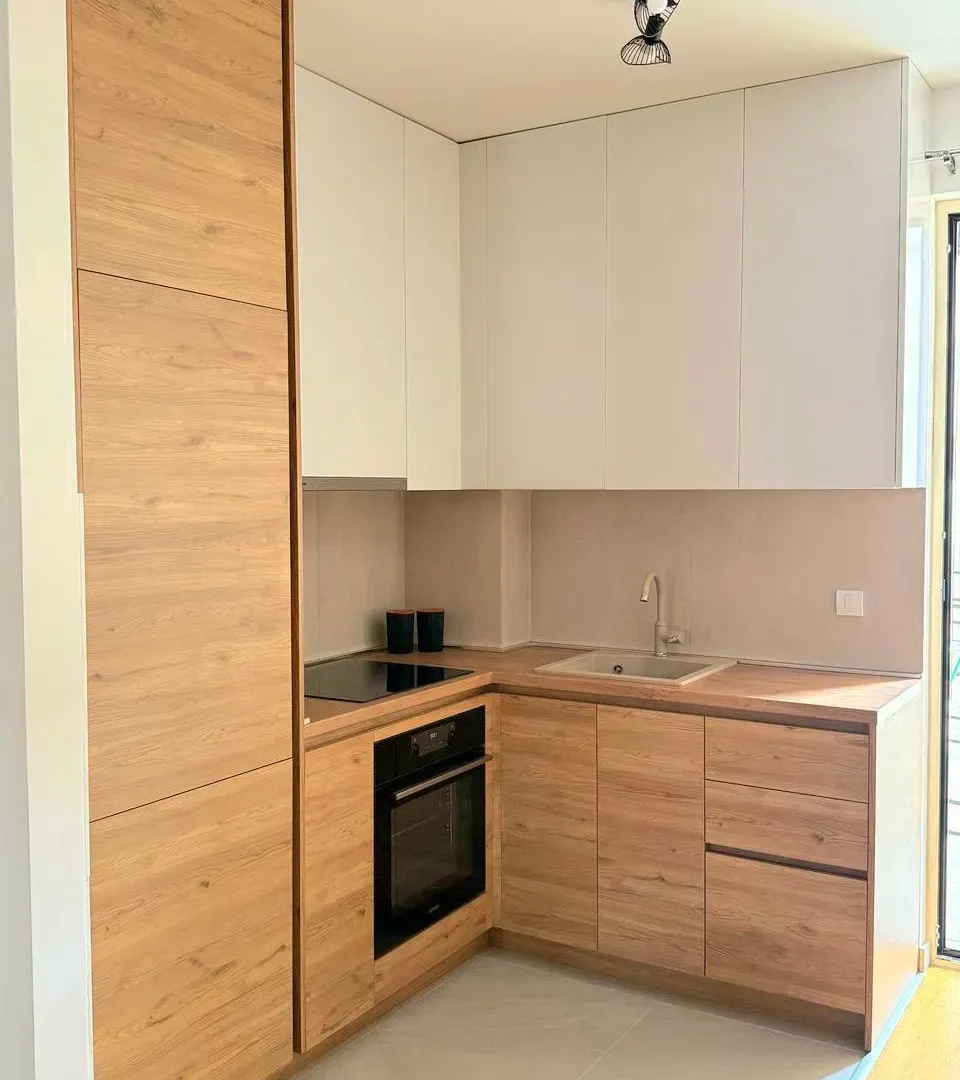 Izdavanje, jednosoban stan, 50m², Centar, Cetinje