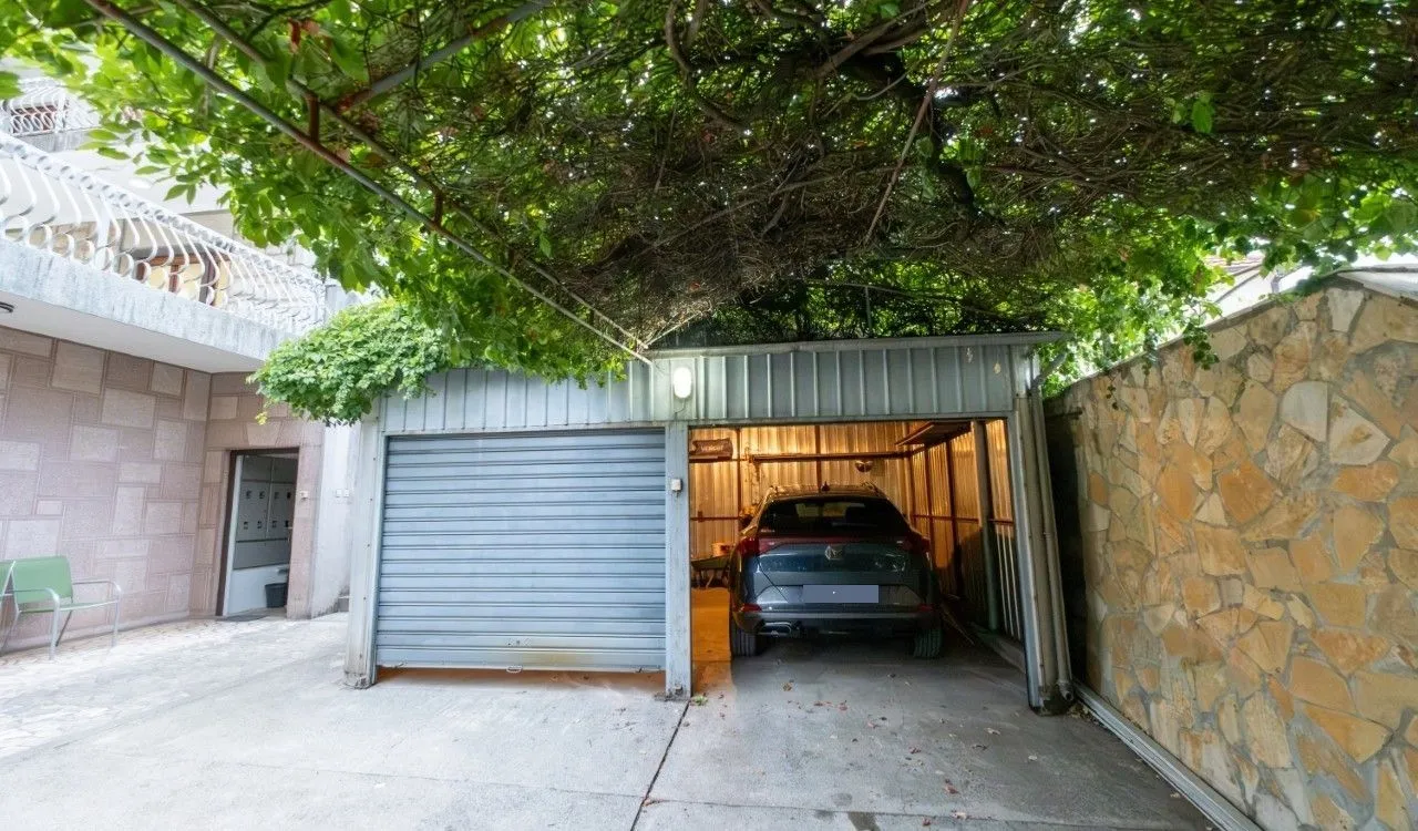 Izdavanje, trosoban stan, 145m², Momišići, Podgorica