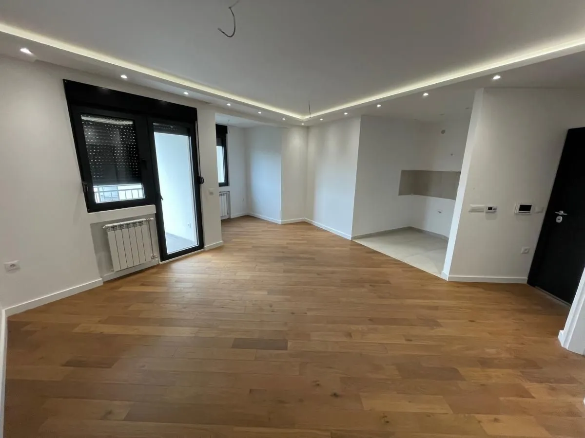 Prodaja, trosoban stan, 70m², Grbavica, Novi Sad Sve Podlokacije