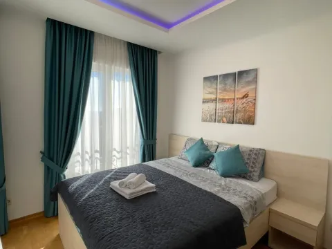 Izdavanje, jednosoban stan, 50m², Budva, Crna Gora - image 2