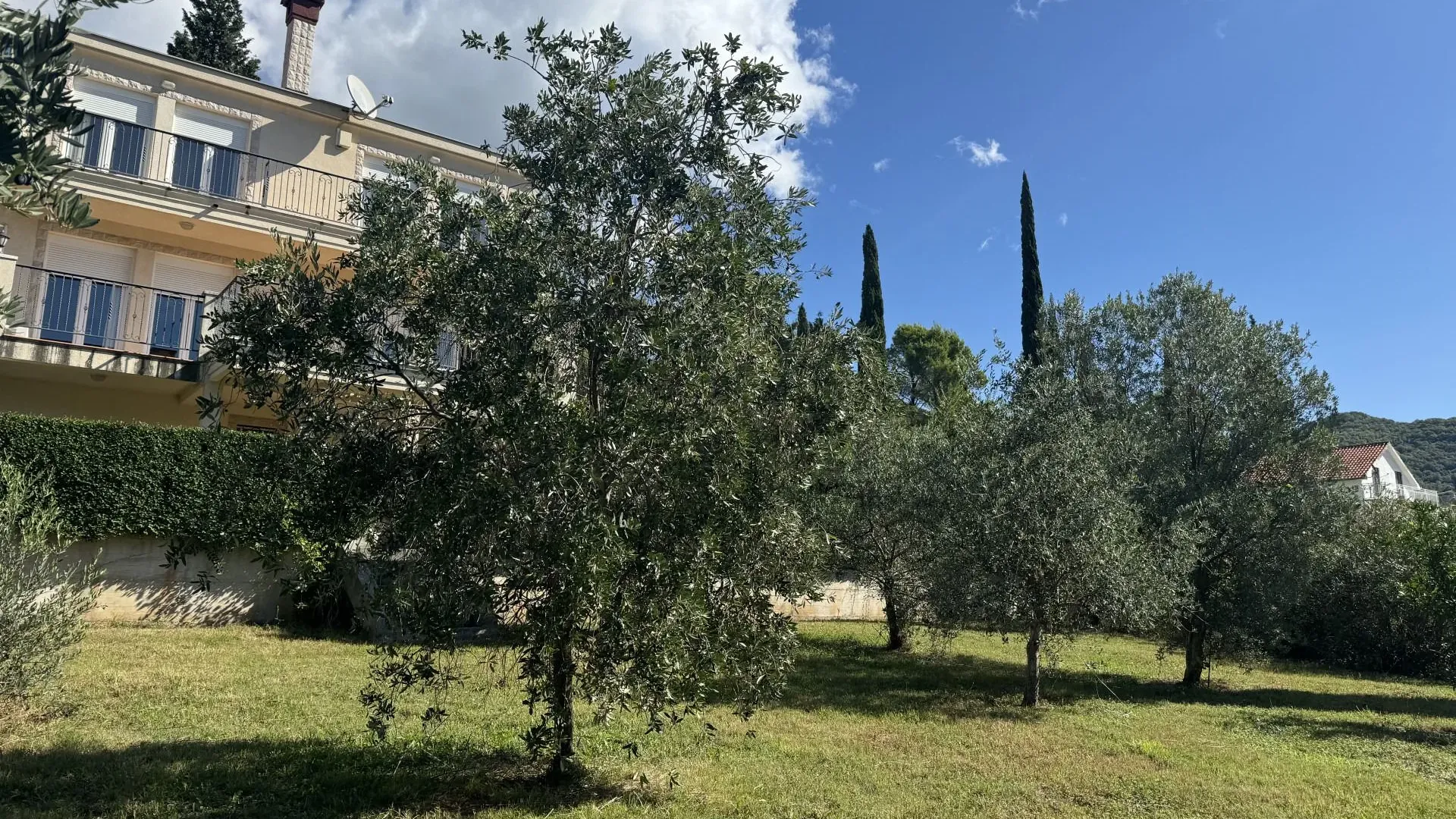 Prodaja, kuća, 307m², Mojdež, Herceg Novi