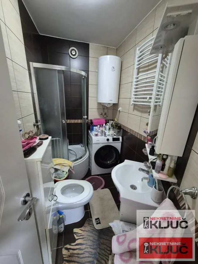 Prodaja, jednosoban stan, 40m², Centar, Novi Sad