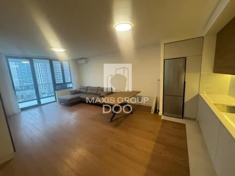 Izdavanje, četvorosoban stan, 117m², Savski Venac, Beograd - image 11