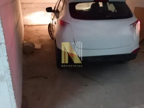 Rent, parking/garage, 19m², Podbara, Novi Sad Sve Podlokacije - image 3