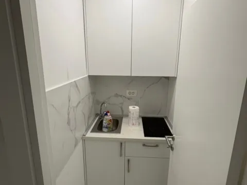 Izdavanje, poslovni prostor, 80m², Preko Morače, Podgorica - image 8