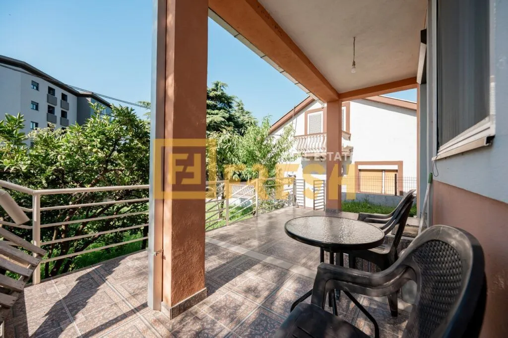 Rent, house, 80m², Centar, Podgorica