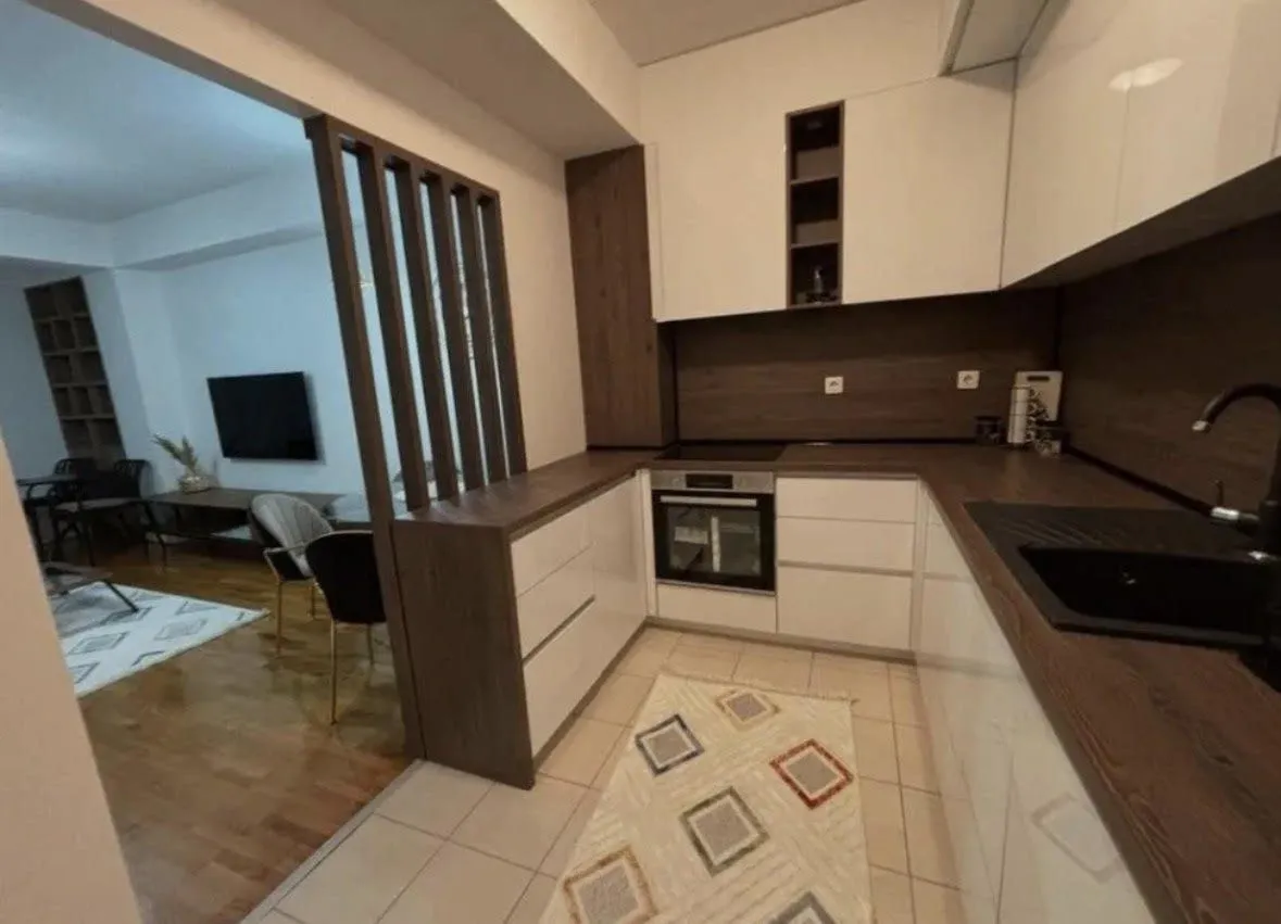 Izdavanje, jednosoban stan, 78m², City Kvart, Podgorica