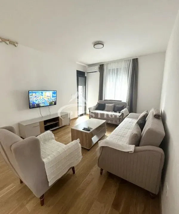 Izdavanje, jednosoban stan, 47m², City Kvart, Podgorica