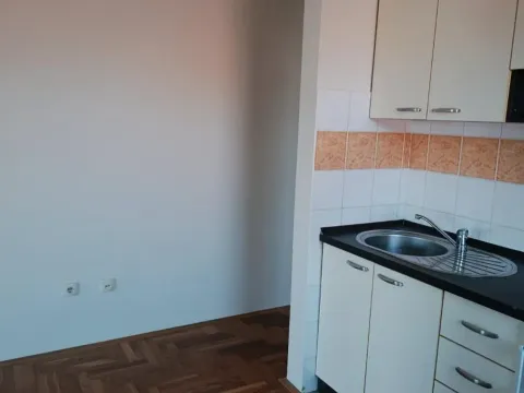 Prodaja, dvosoban stan, 41m², Zvezdara Sve Podlokacije, Beograd - image 2