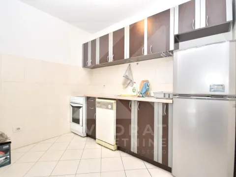 Izdavanje, jednosoban stan, 38m², 1 maj, Podgorica - image 4