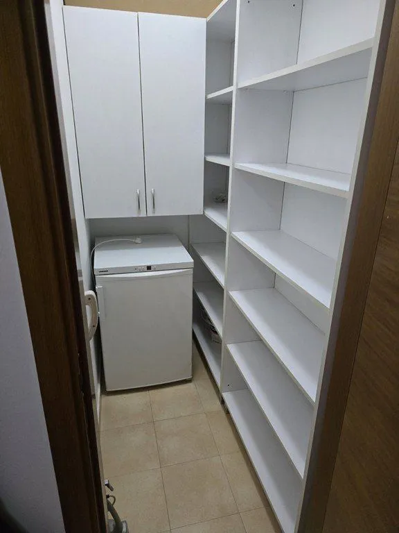 Izdavanje, dvosoban stan, 70m², Stari Aerodrom, Podgorica