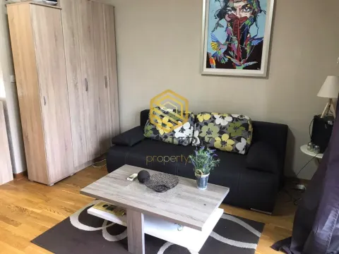 Rent, studio apartment, 31m², City Kvart, Podgorica - image 2