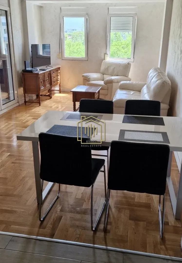 Izdavanje, dvosoban stan, 65m², Preko Morače, Podgorica