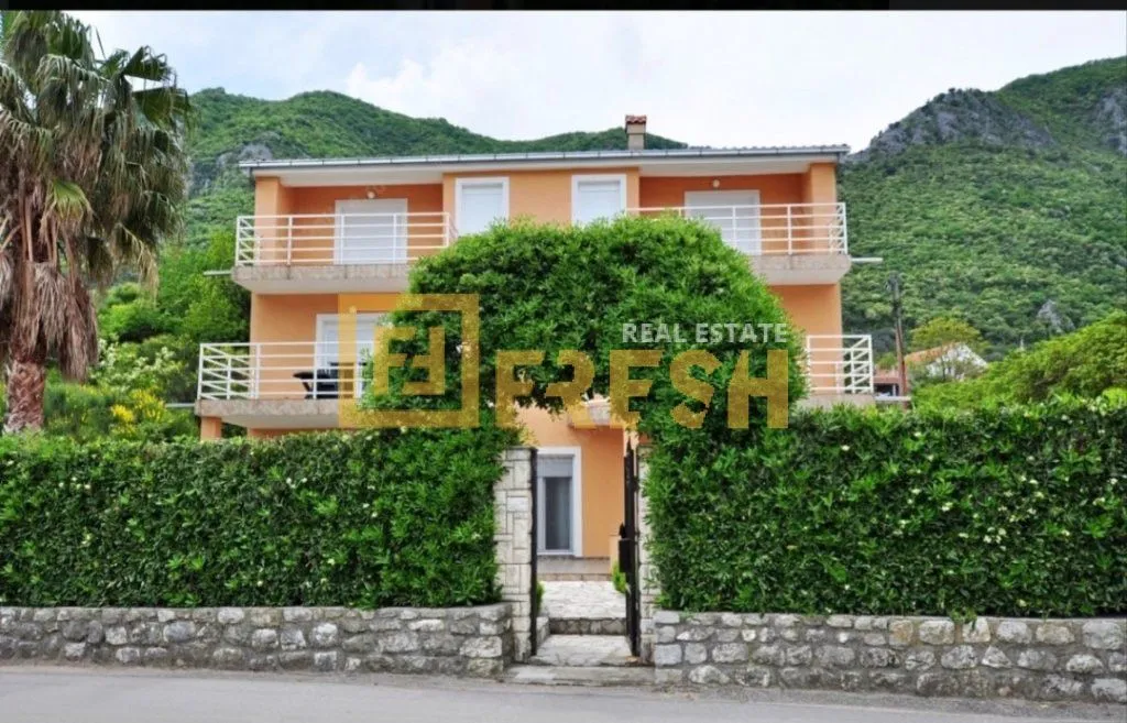 Prodaja, kuća, 306m², Kotor, Crna Gora