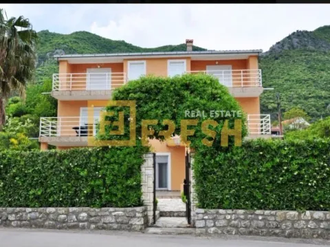 Prodaja, kuća, 306m², Kotor, Crna Gora