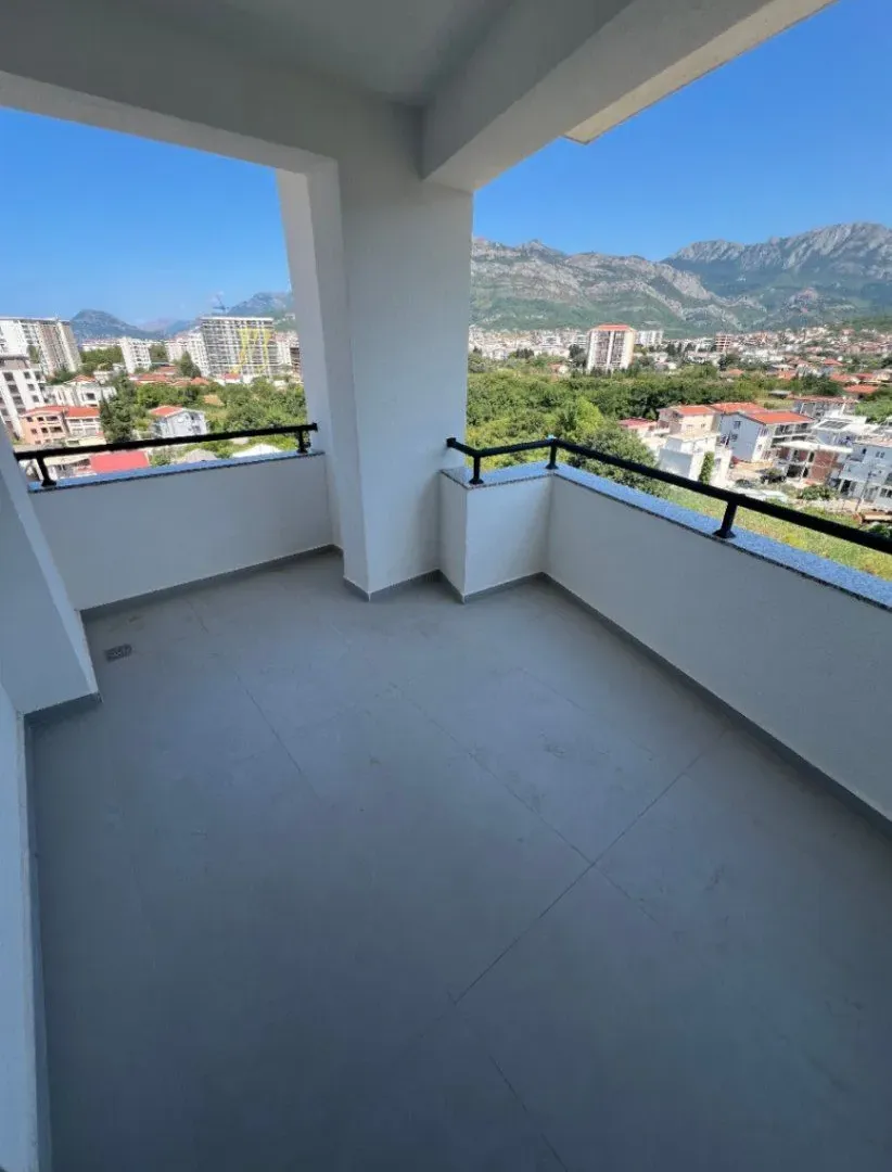 Sale, apartment, 81m², Bjeliši, Bar