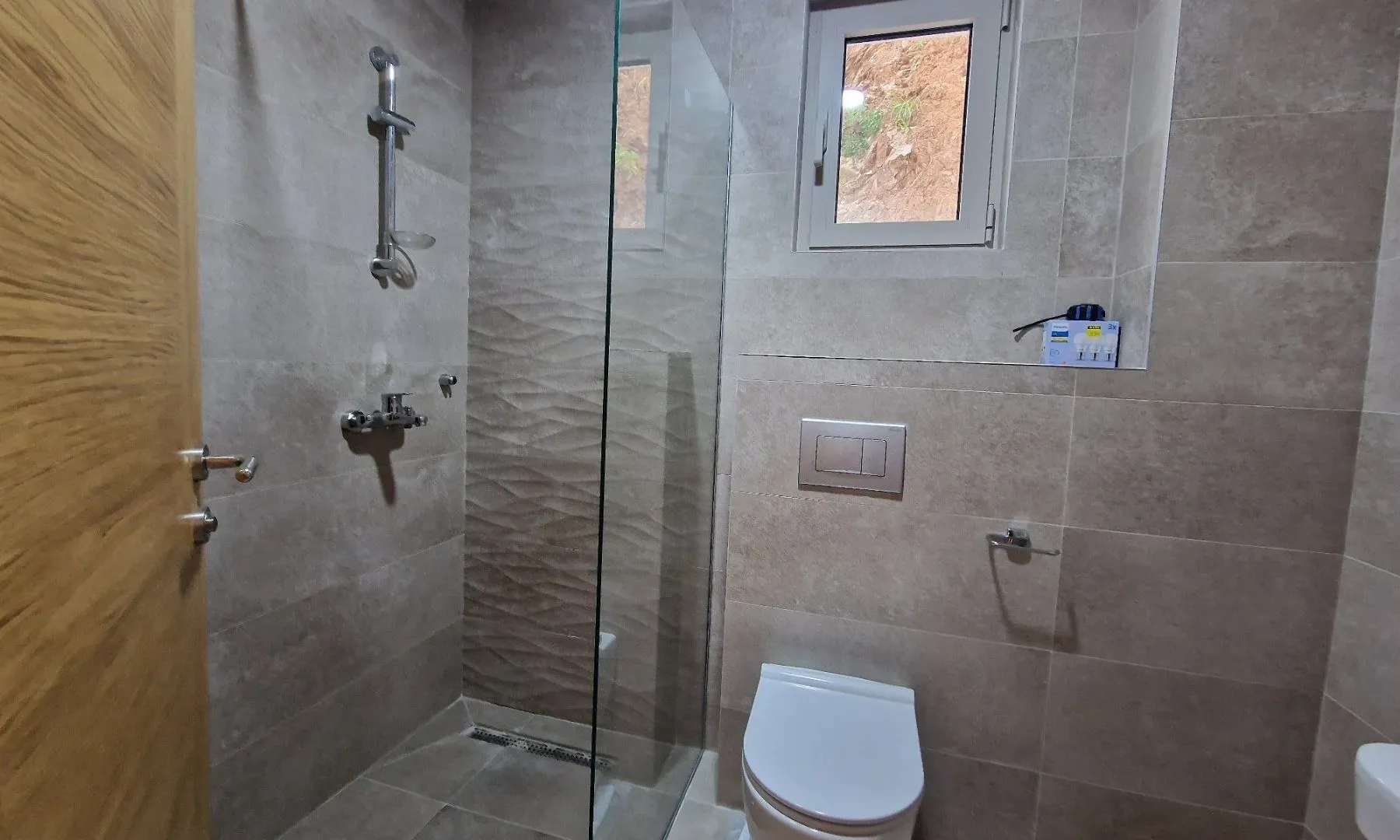 Prodaja, dvosoban stan, 62m², Bečići, Budva