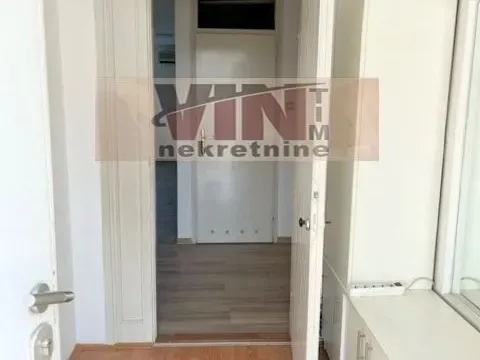 Prodaja, trosoban stan, 76m², Savski Venac, Beograd - image 1