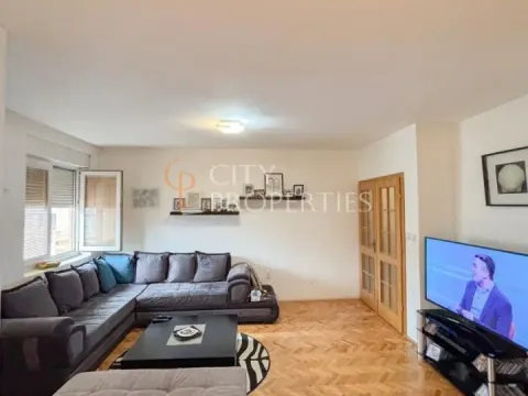 Prodaja, stan, 57m², Stari Aerodrom, Podgorica - image 1