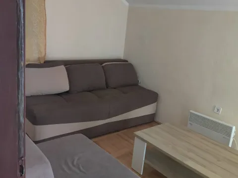 Izdavanje, dvosoban stan, 70m², Gornja Gorica, Podgorica - image 4