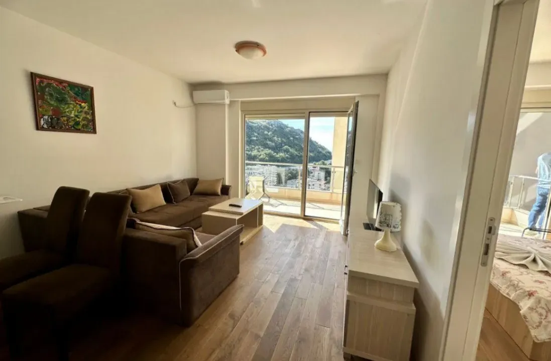 Sale, two bedroom apartment, 69m², Bečići, Budva