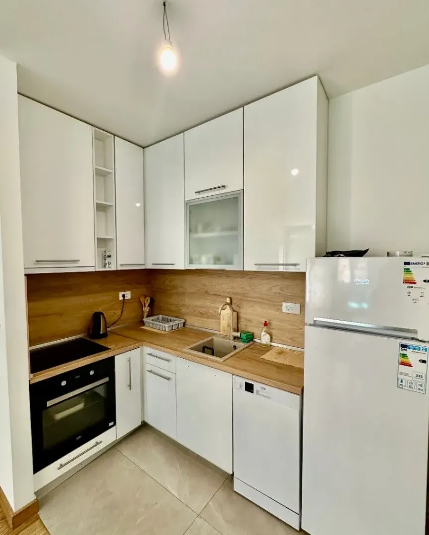 Izdavanje, jednosoban stan, 47m², City Kvart, Podgorica