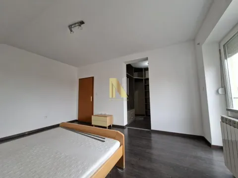 Izdavanje, kuća, 134m², Stara Pazova, Srbija - image 12