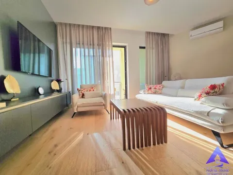 Prodaja, dvosoban stan, 79m², Bečići, Budva - image 10