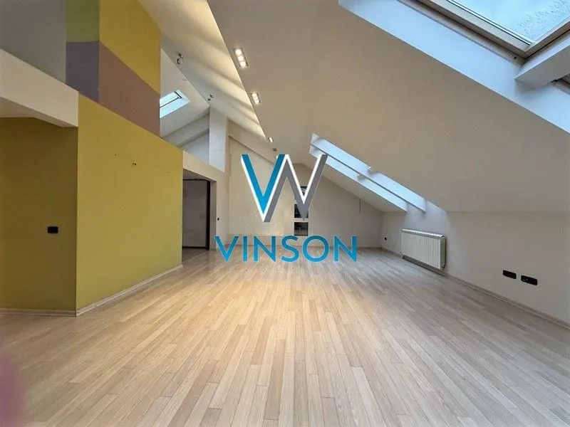 Rent, office space, 131m², Centar, Novi Sad