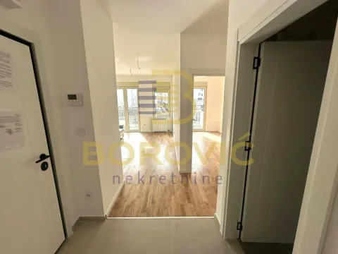 Sale, three bedroom apartment, 50m², Đeram Pijaca, Beograd - image 3