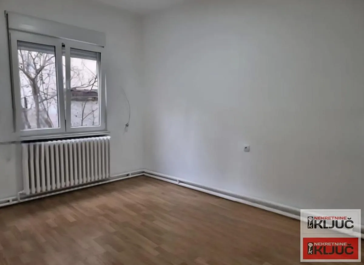 Prodaja, dvosoban stan, 50m², Centar, Novi Sad