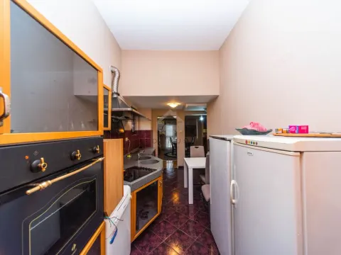 Rent, house, 380m², Gorica C, Podgorica - image 26