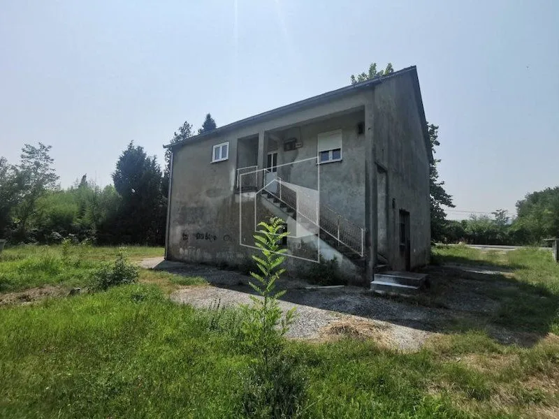 Prodaja, kuća, 208m², Kosić, Danilovgrad