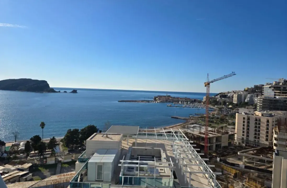 Prodaja, dvosoban stan, 104m², Tree cane, Budva