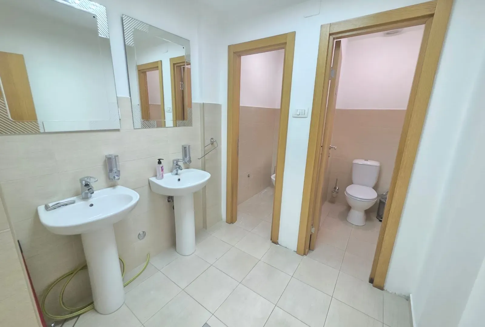 Rent, office space, 120m², Preko Morače, Podgorica