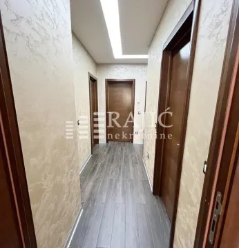 Rent, three bedroom apartment, 76m², Vračar Centar, Vračar Sve Podlokacije - image 7