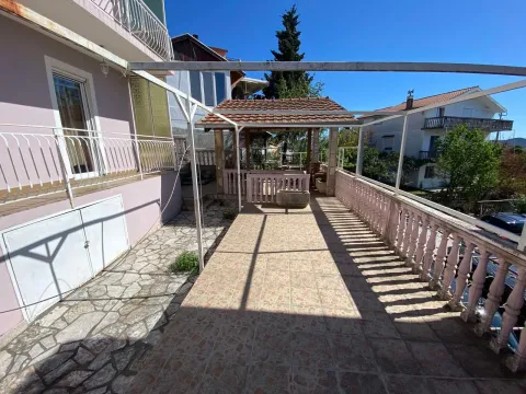 Prodaja, kuća, 180m², Tivat, Crna Gora - image 3