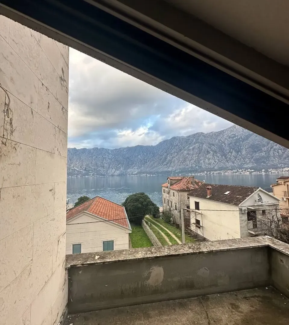Sale, house, 516m², Prčanj, Kotor