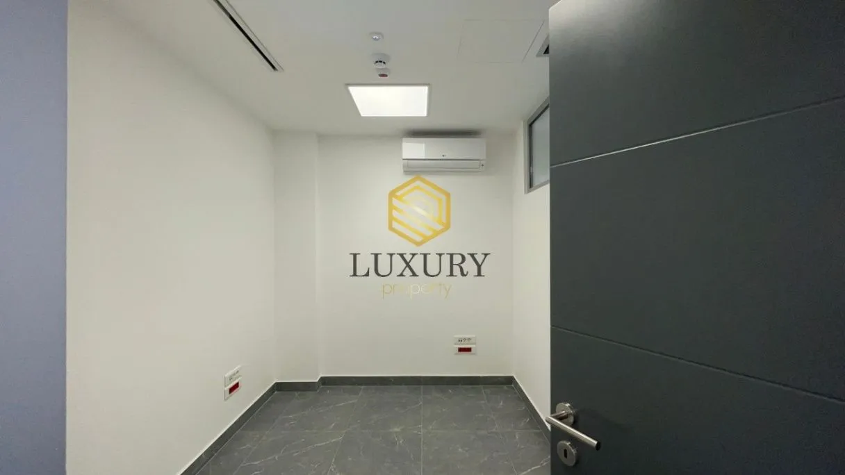 Rent, office space, 76m², Centar, Podgorica