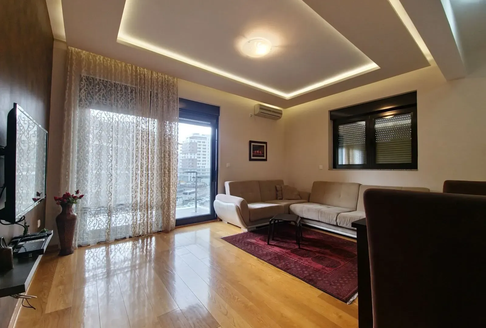 Izdavanje, jednosoban stan, 42m², Budva, Crna Gora
