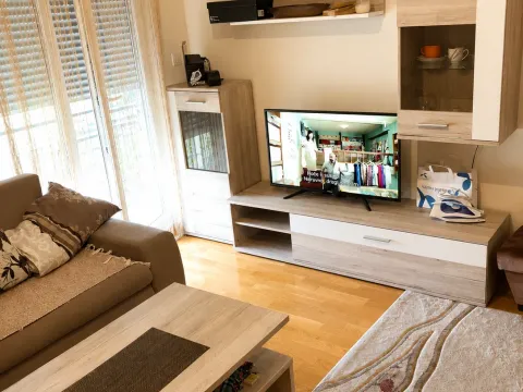 Prodaja, jednosoban stan, 22m², Stari Aerodrom, Podgorica - image 2