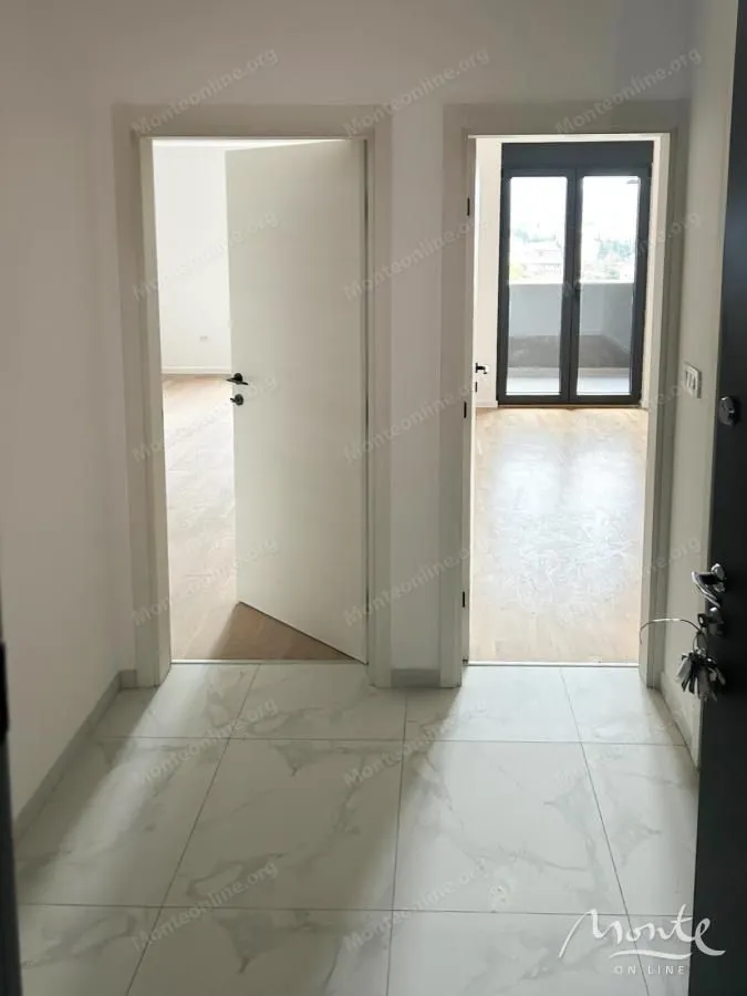 Prodaja, jednosoban stan, 41m², Stari Aerodrom, Podgorica
