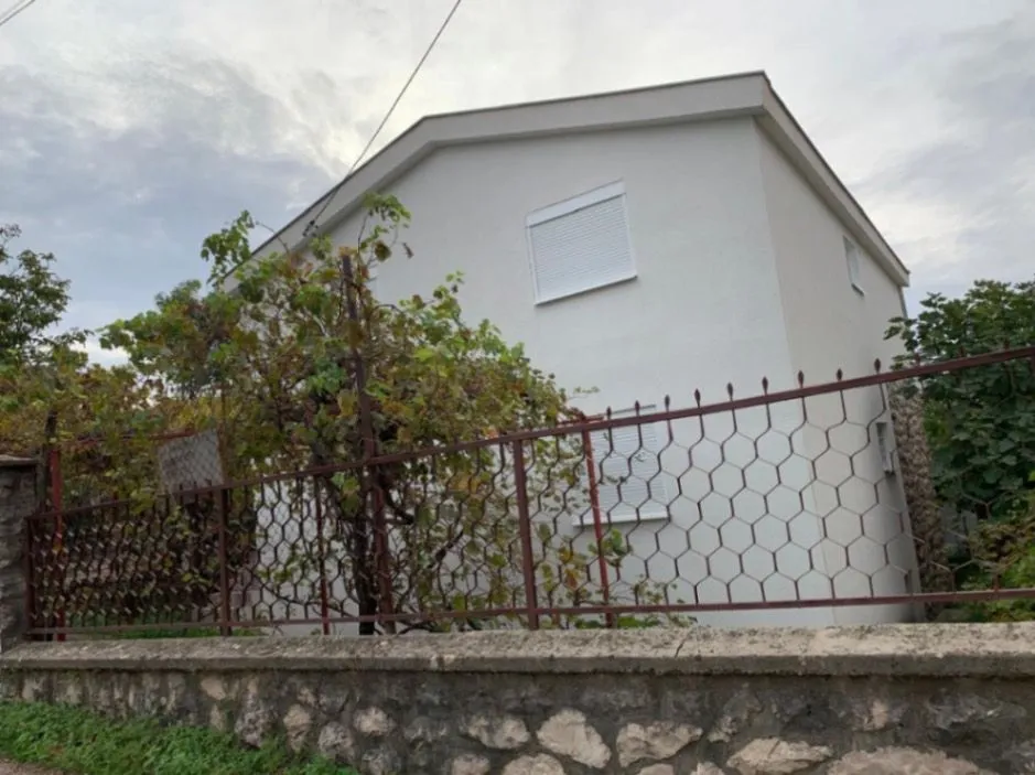 Prodaja, kuća, 180m², Dobre Vode, Bar