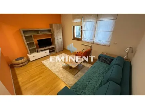 Stan in Novi Beograd Blok 67